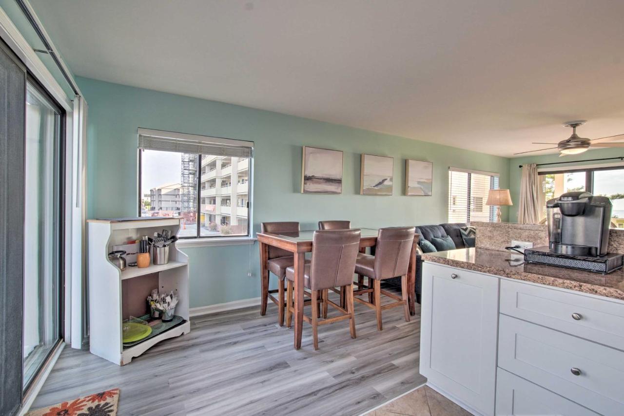 Ocean-View Condo With Deck, Steps To Carolina Beach! エクステリア 写真